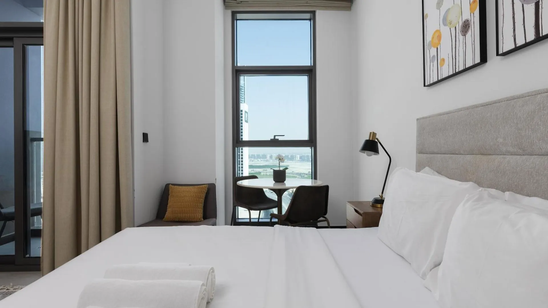 Apartment Waves - Stylish 13Th-Floor Studio With Top-Notch Amenities Dubai