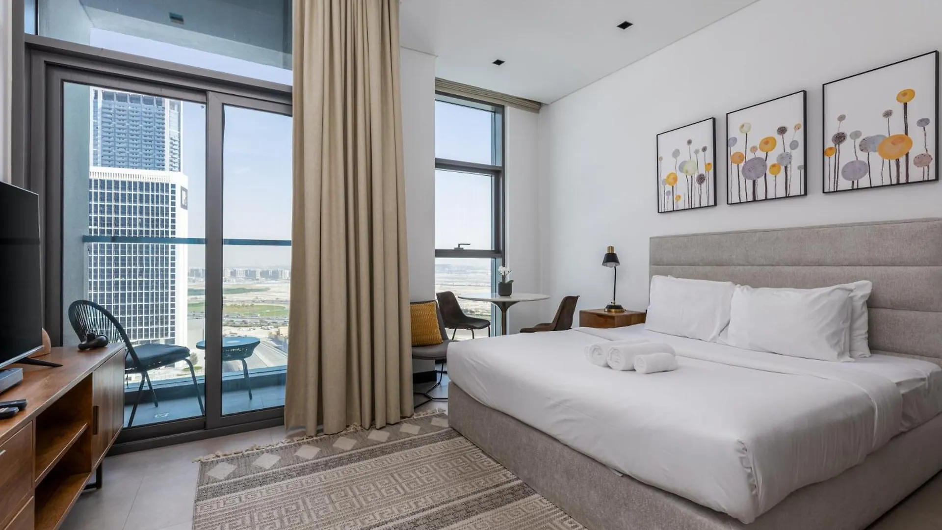 Waves - Stylish 13Th-Floor Studio With Top-Notch Amenities Dubai